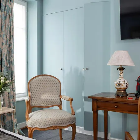 Hotel Le Relais Des Halles Paris