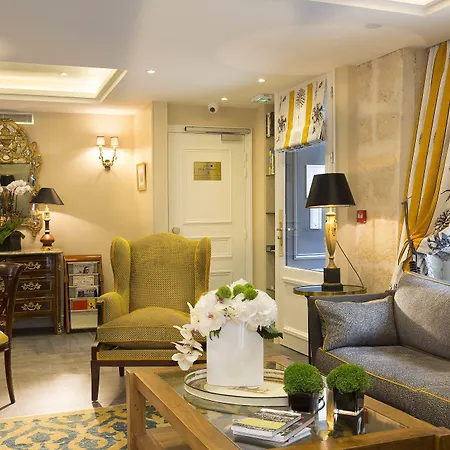 Hotel Le Relais Des Halles 4*