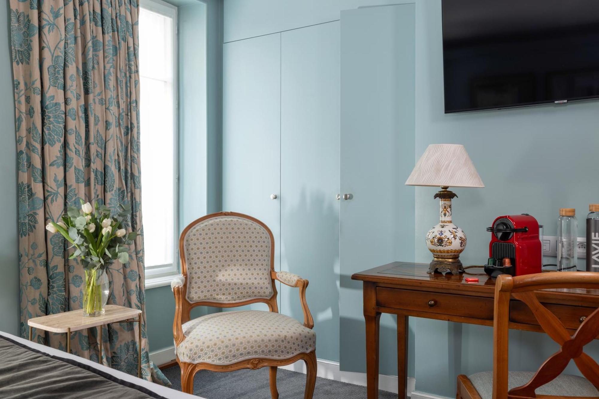 Hotel Le Relais Des Halles Parigi