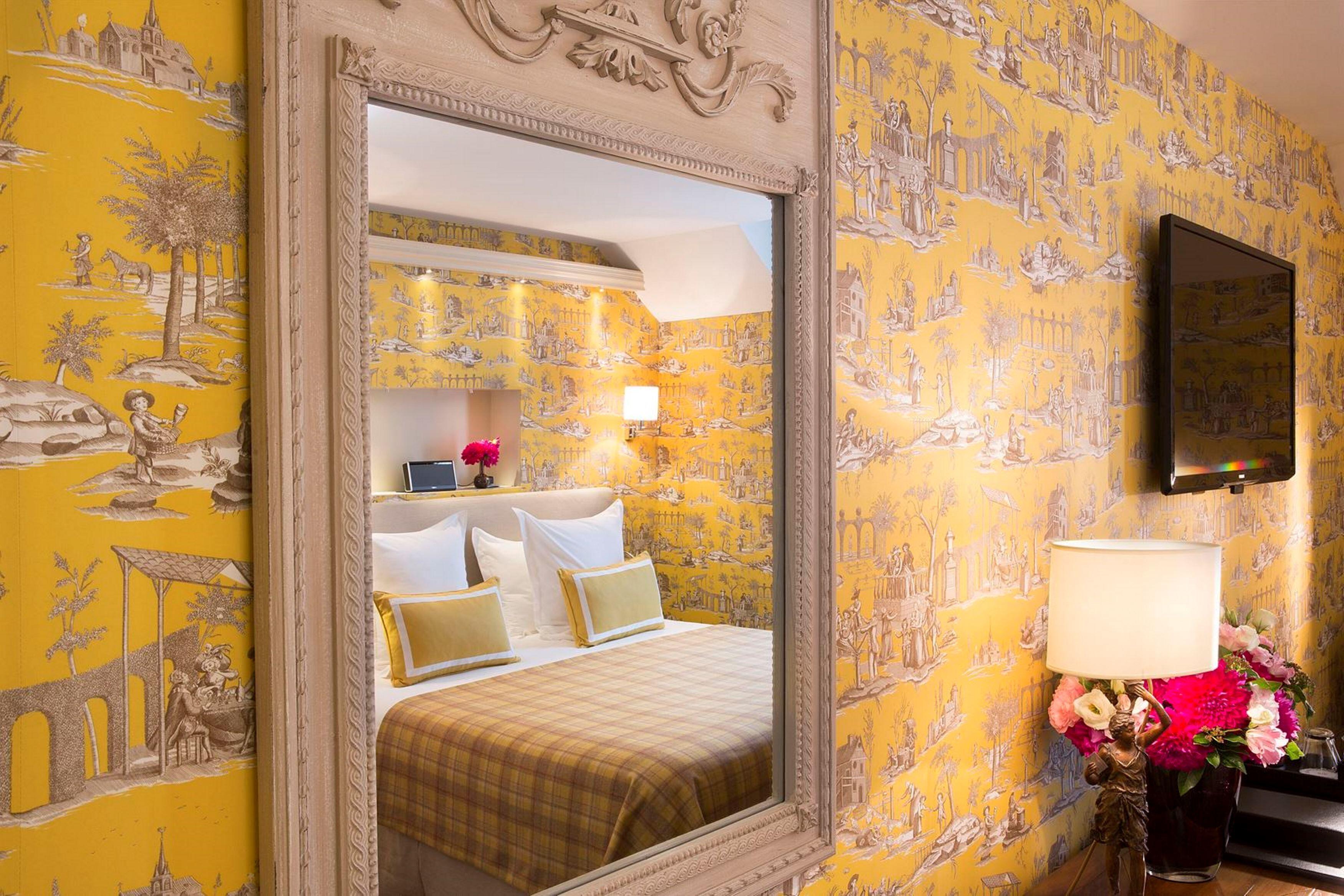 Hotel Le Relais Des Halles 4*